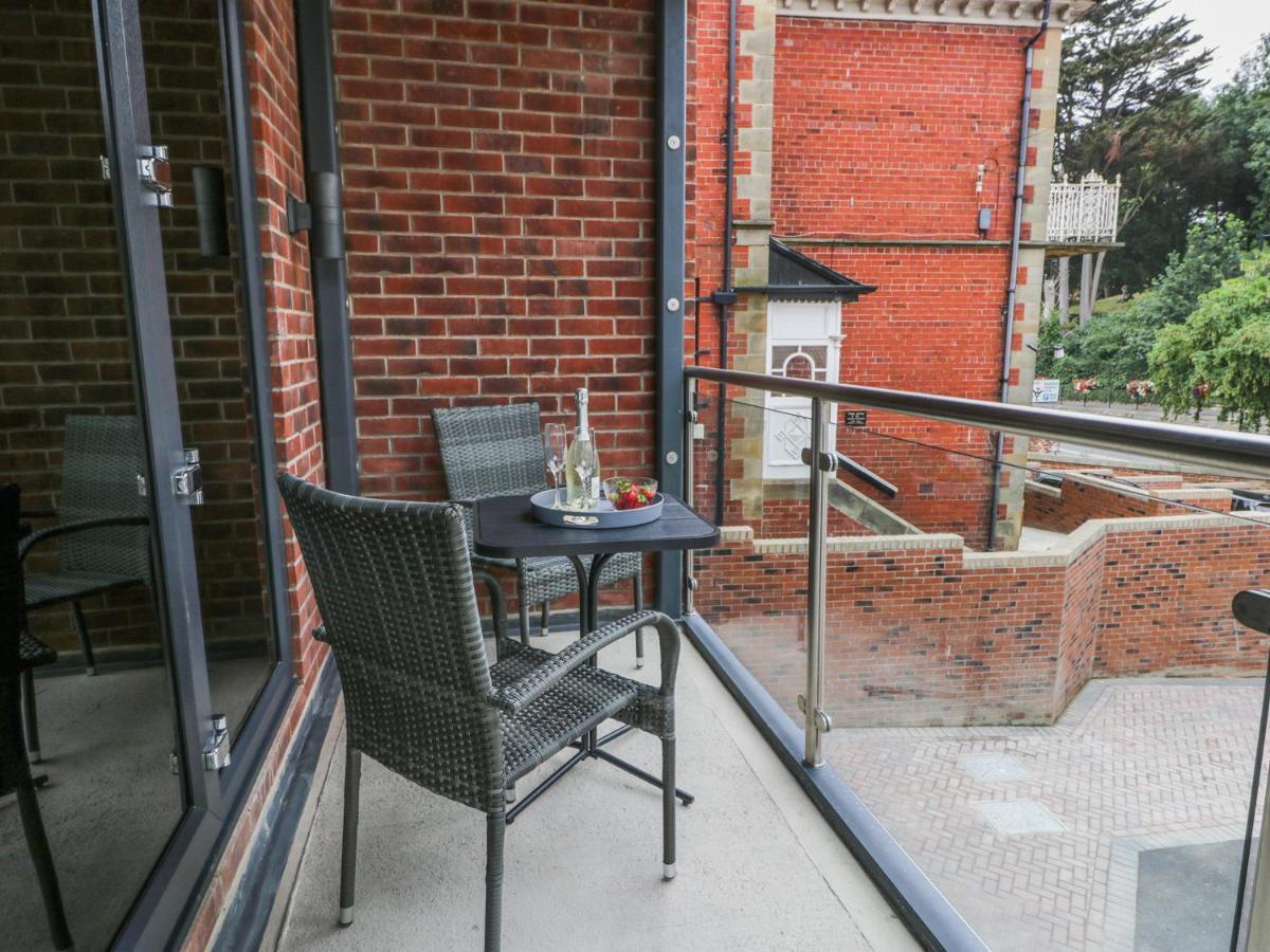 The Office Gardens, Apartment 1 Whitby Extérieur photo
